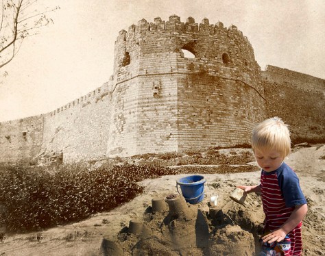 Slottsbygge Maja Larsson.jpg